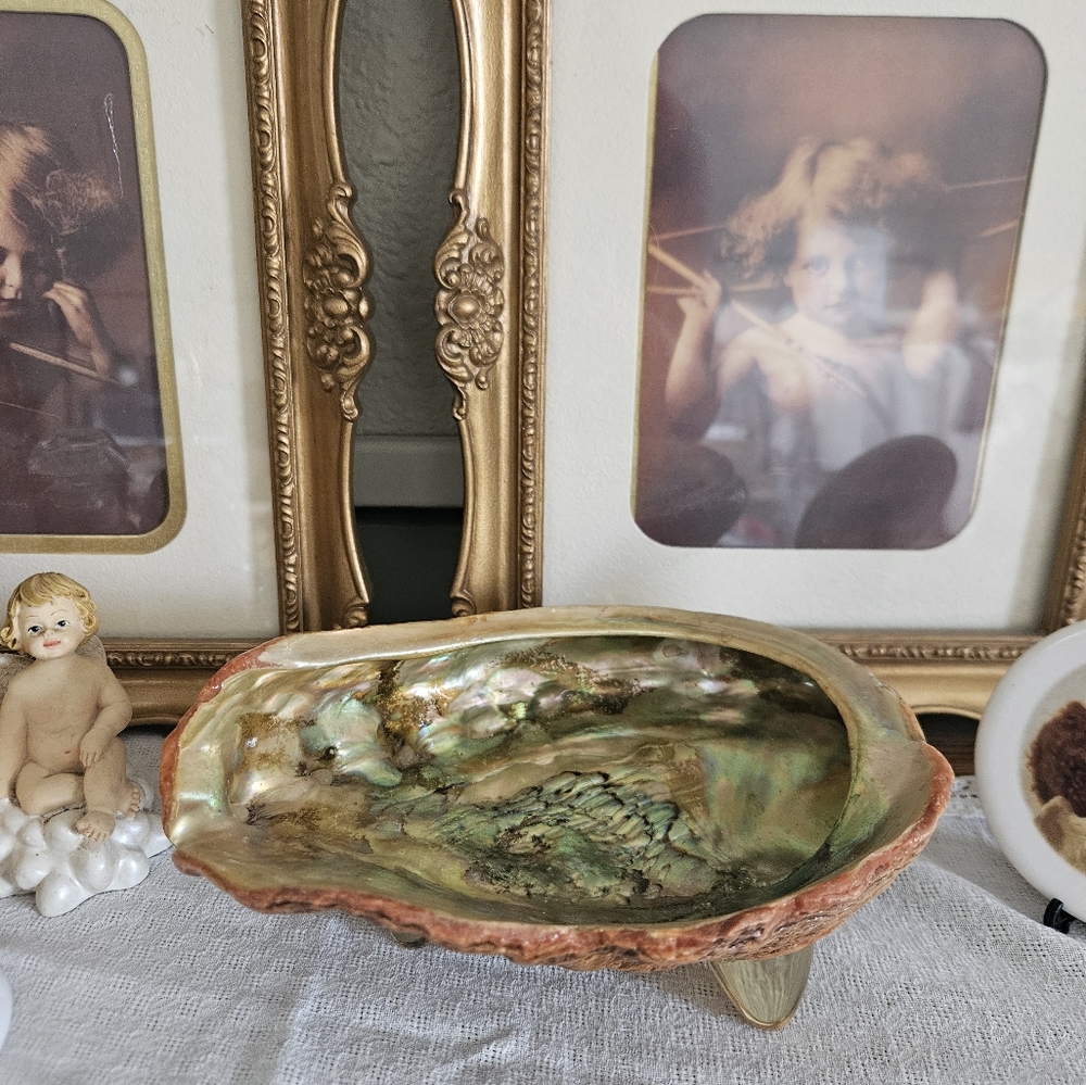 Vintage Red Abalone Shell Trinket/ashtray